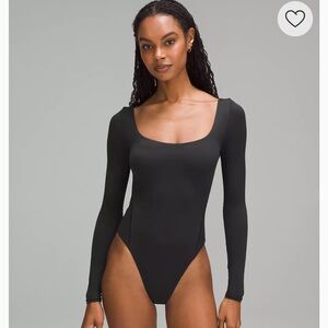 NWT Lululemon Wundermost square Neck Bodysuit